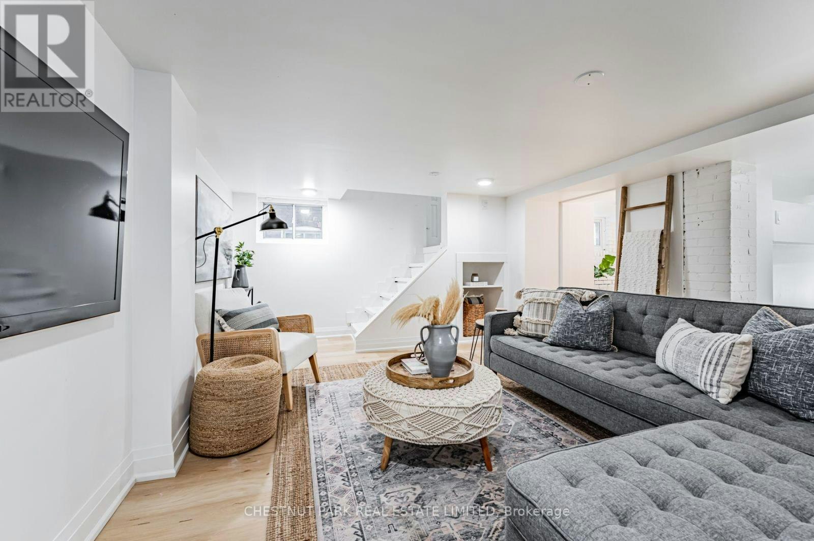 LOWER-101 Oakcrest Avenue, Toronto, ON, M4C 1B4 - 3