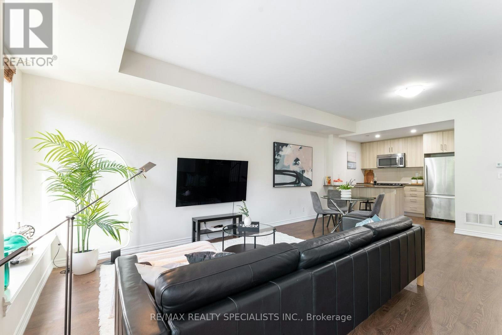 34-120 Twenty Fourth Street, Toronto, ON, M8V 0B9