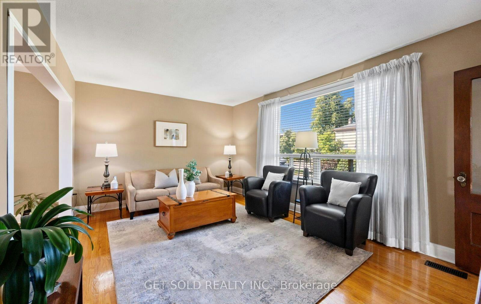 25 Allenby Avenue, Toronto, ON, M9W 1S5