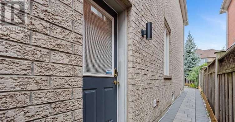 B-3265 Topeka Drive, Mississauga, ON, L5M 7V1 - 2