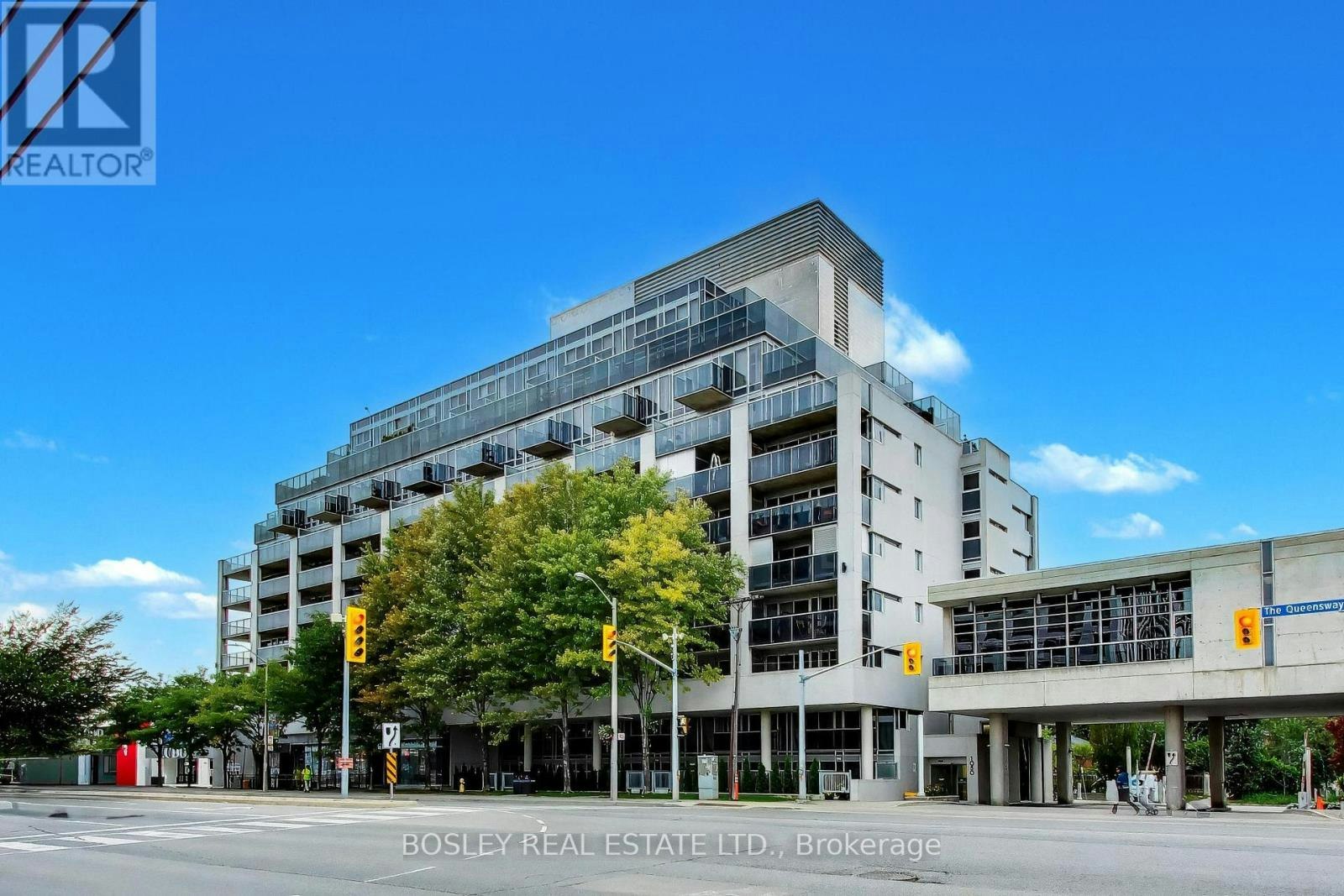 713-1050 The Queensway, Toronto, ON, M8Z 1P7