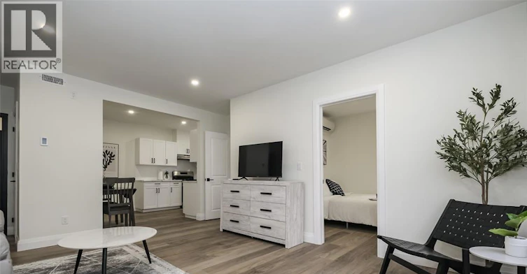 4-1231 Unversity Avenue, Windsor, ON, N9A 5T2 - 5
