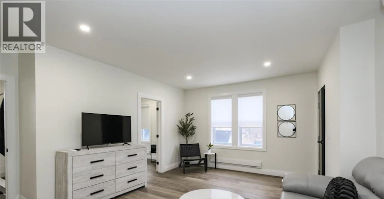4-1231 Unversity Avenue, Windsor, ON, N9A 5T2 - 3
