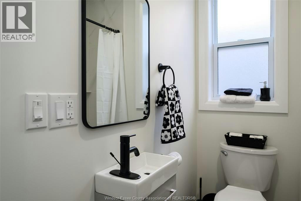 4-1231 Unversity Avenue, Windsor, ON, N9A 5T2 - 8