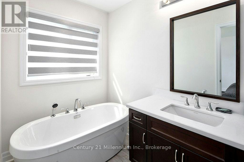 28 Barfoot Street, Collingwood, ON, L9Y 3Y8 - 11
