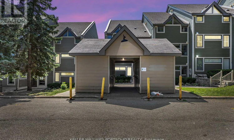 107-796404 Grey 19 Road