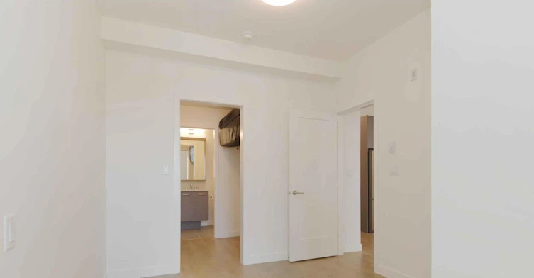 319-13760 75a Avenue, Surrey, BC, V3W 3W5 - 12