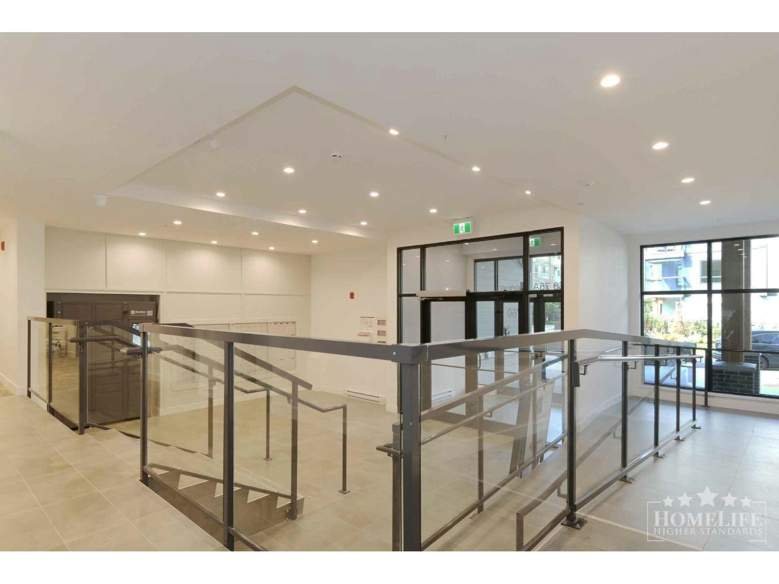 319-13760 75a Avenue, Surrey, BC, V3W 3W5 - 3