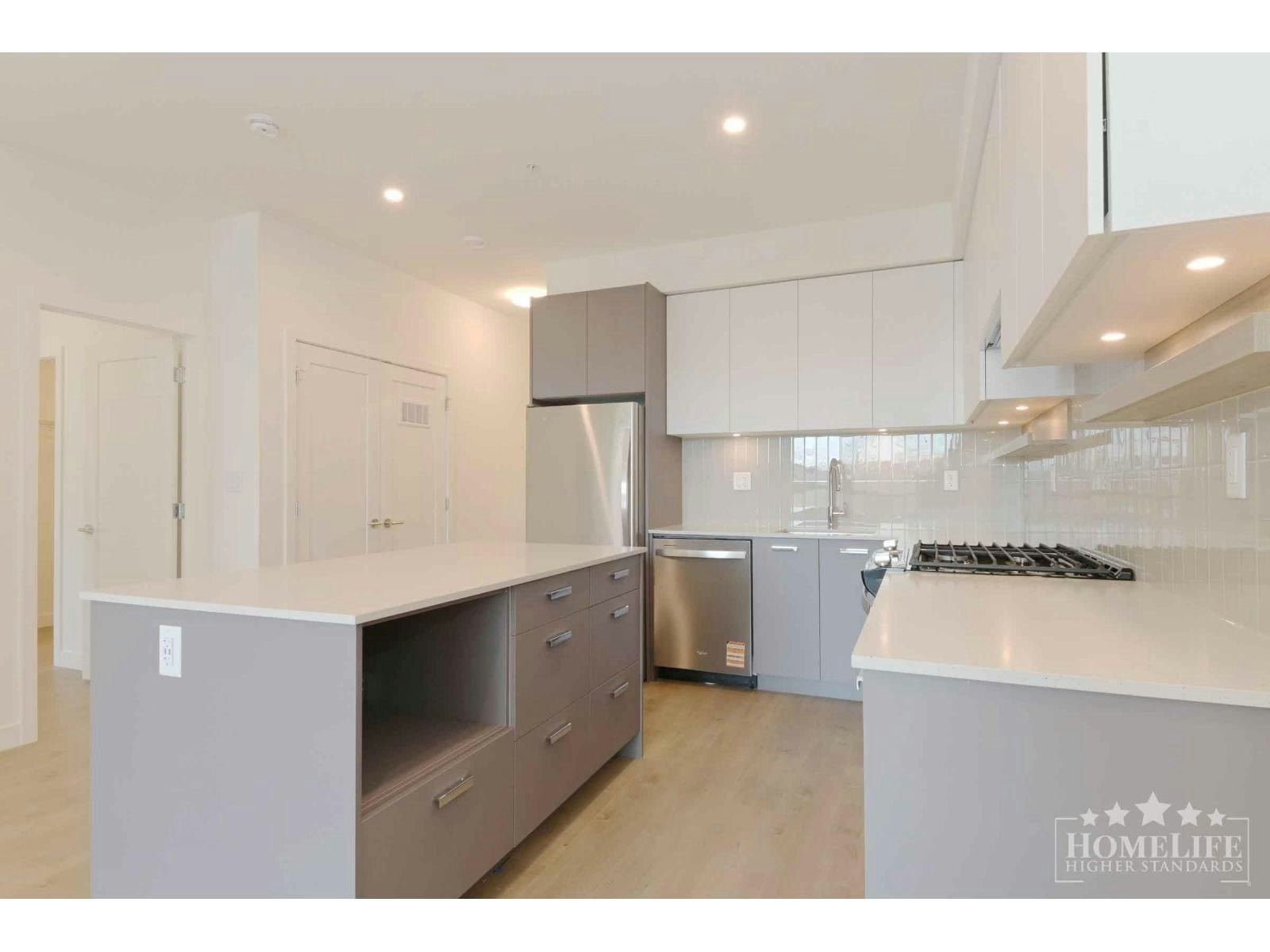319-13760 75a Avenue, Surrey, BC, V3W 3W5 - 8