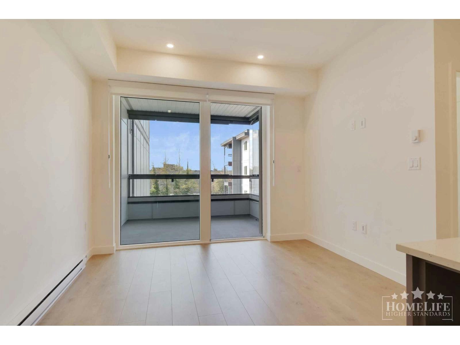 319-13760 75a Avenue, Surrey, BC, V3W 3W5 - 5