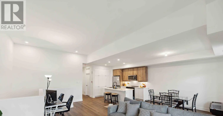 D-4793 Bank Street, Ottawa, ON, K1T 3W7 - 11