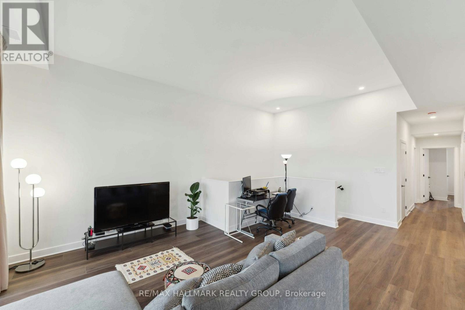 D-4793 Bank Street, Ottawa, ON, K1T 3W7 - 13