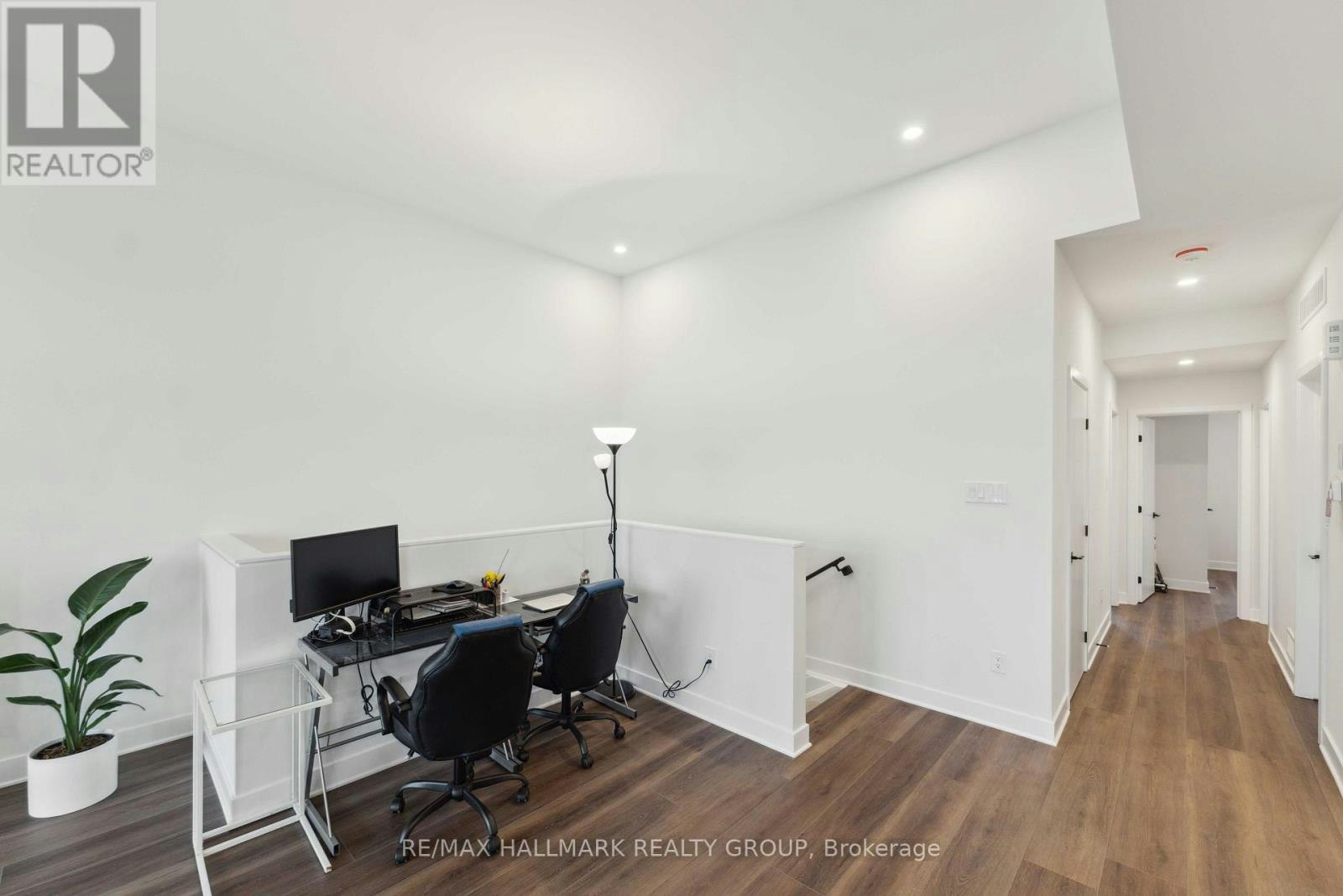 D-4793 Bank Street, Ottawa, ON, K1T 3W7 - 10
