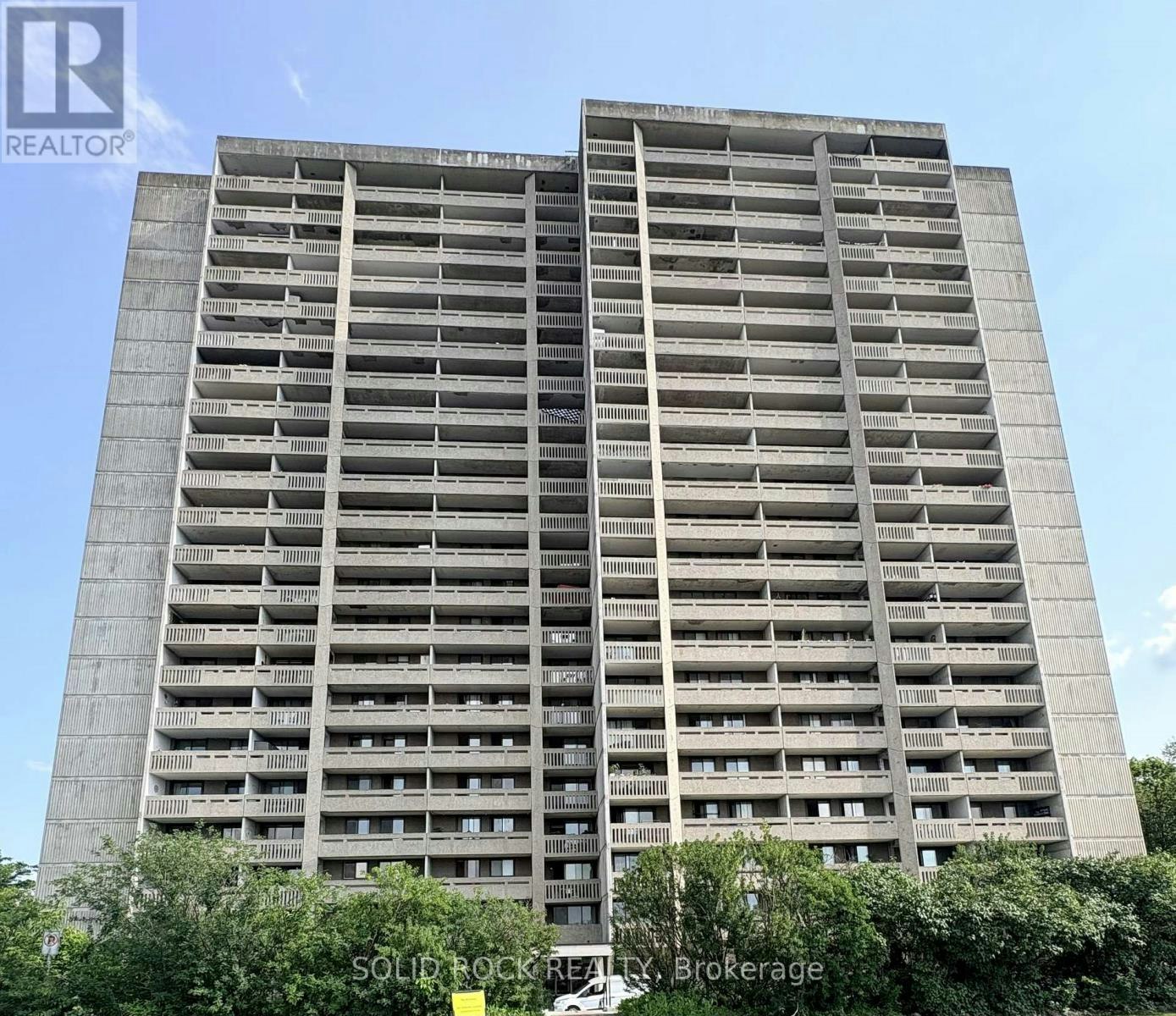 309-415 Greenview Avenue N, Ottawa, ON, K2B 8G5
