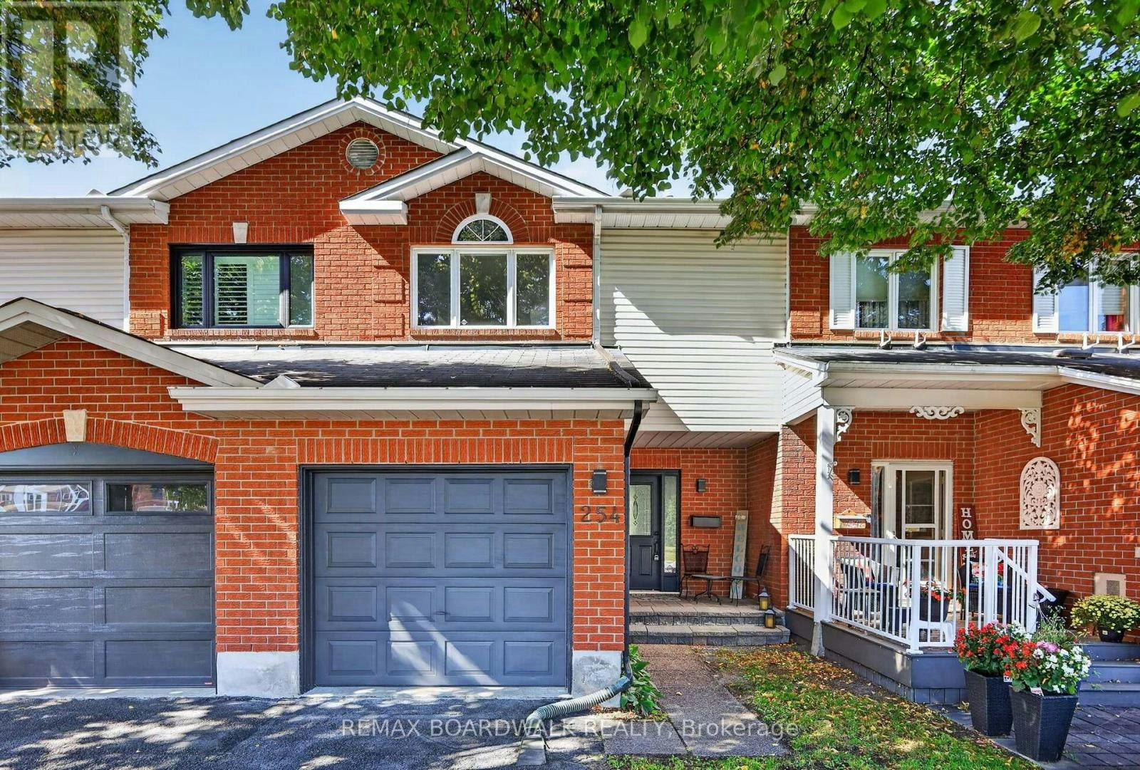 254 Stoneway Drive, Ottawa, ON, K2G 6A8
