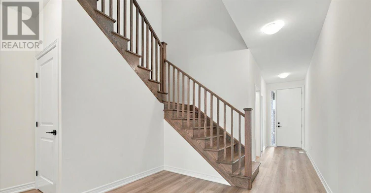 108 Valley Trail Place, Hamilton, ON, L8B 2A2 - 10
