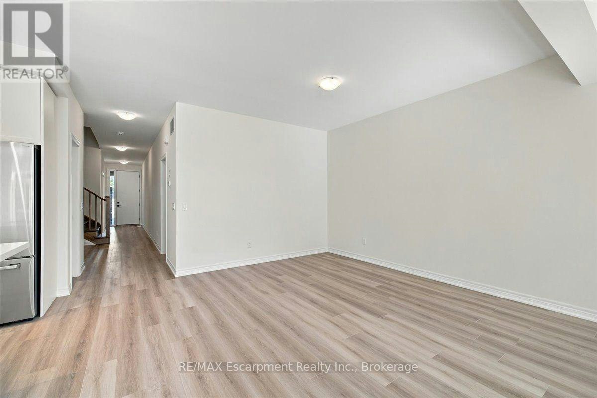 108 Valley Trail Place, Hamilton, ON, L8B 2A2 - 12