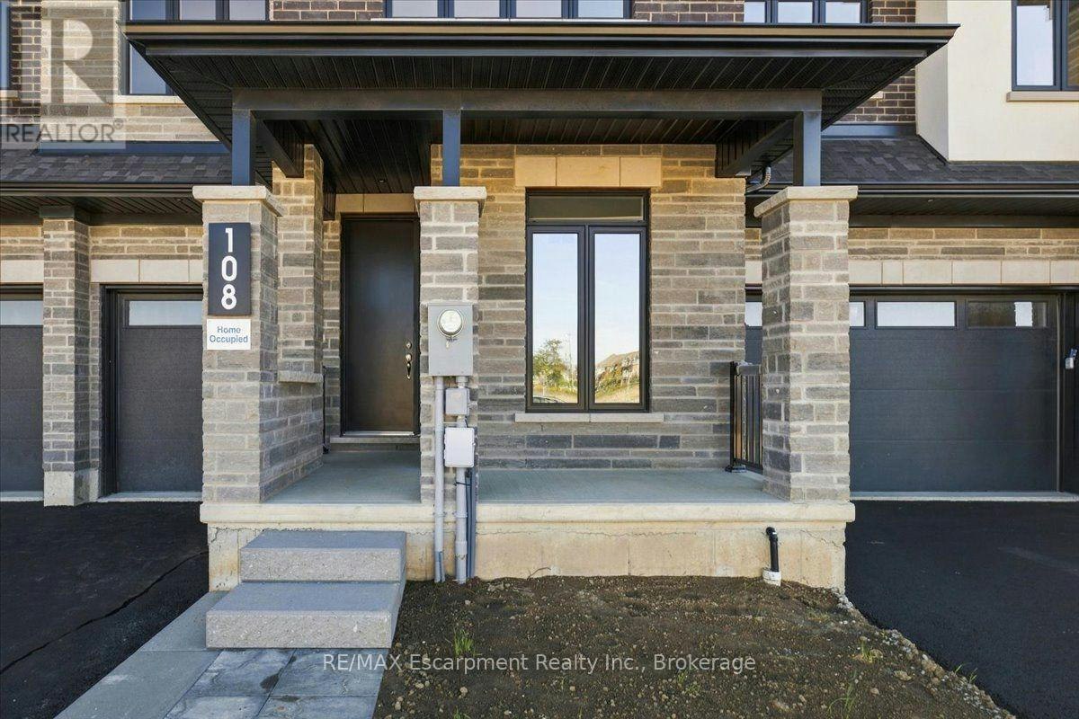 108 Valley Trail Place, Hamilton, ON, L8B 2A2 - 4