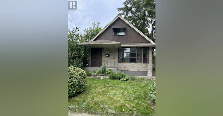 182 York Street, St. Catharines, ON, L2R 6G2 - 2
