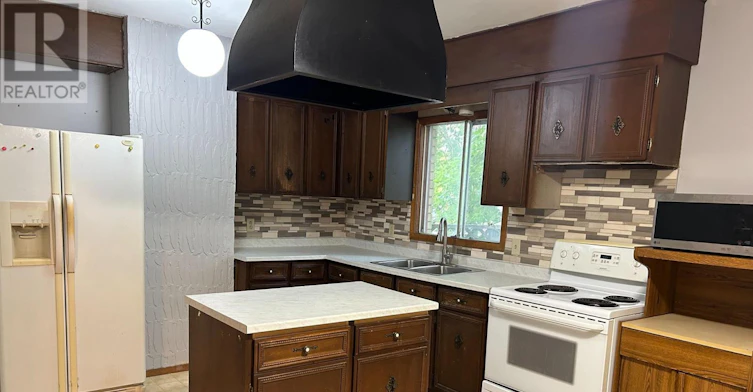 182 York Street, St. Catharines, ON, L2R 6G2 - 8