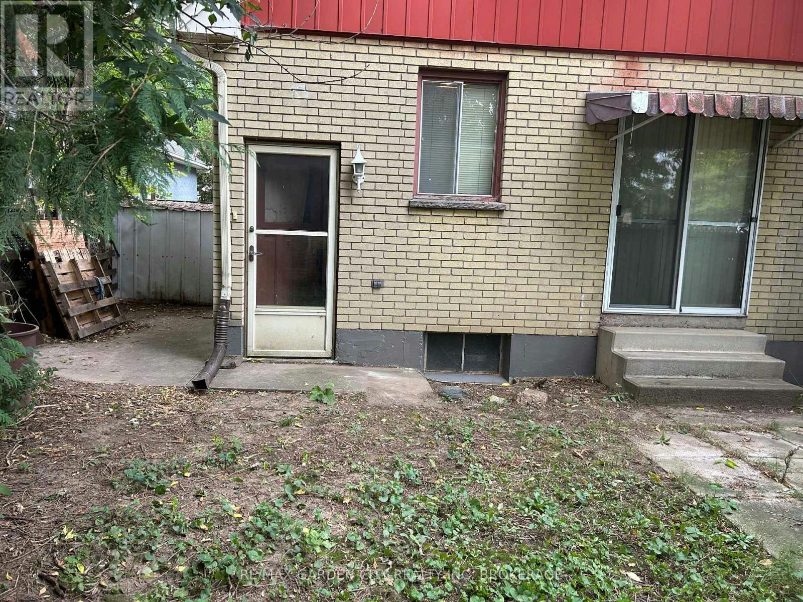 182 York Street, St. Catharines, ON, L2R 6G2 - 15