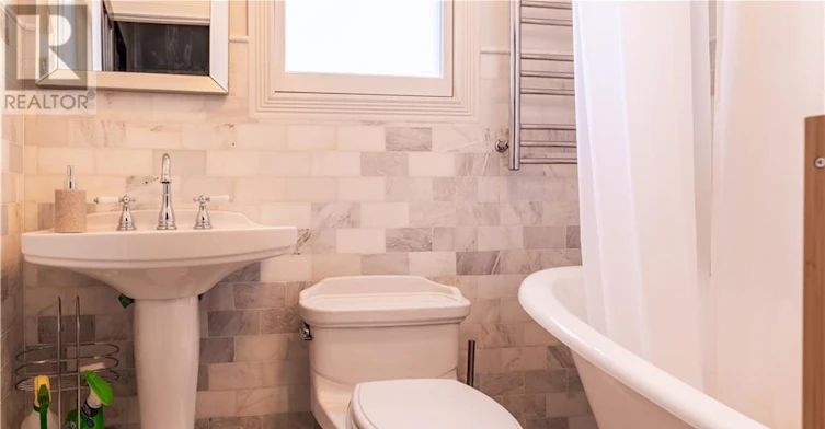 FOURTH BEDROOM-3800 Bridgewater Street, Niagara Falls, ON, L2G 6H4 - 5