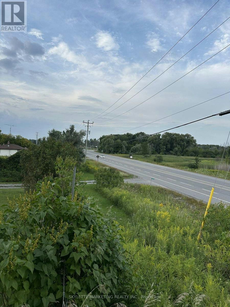 22334 Woodbine Avenue, East Gwillimbury, ON, L0G 1R0 - 5