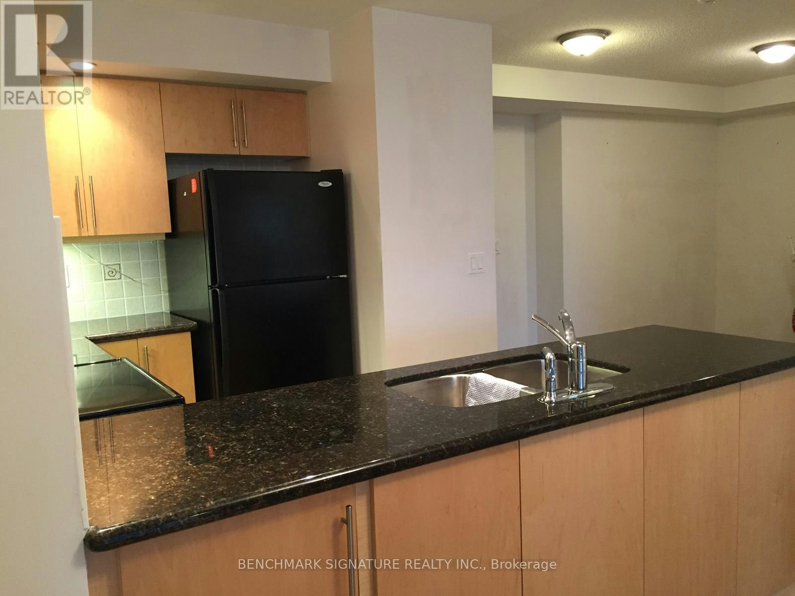 506-33 Cox Boulevard, Markham, ON, L3R 8A6 - 3