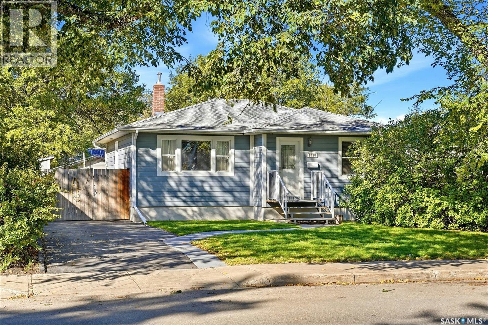 1010 Elphinstone Street, Regina, SK, S4T 3L8