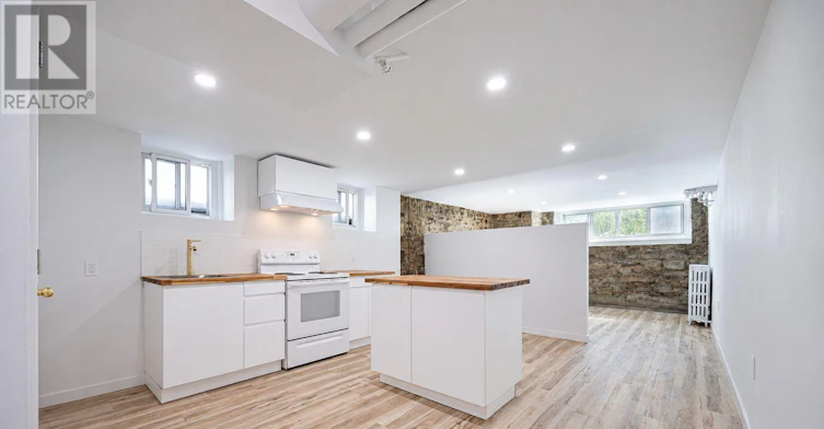 LOWER 1-178 High Park Avenue, Toronto, ON, M6P 2S4 - 4