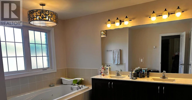 MAIN-7538 Saint Barbara Boulevard, Mississauga, ON, L5W 0B6 - 21
