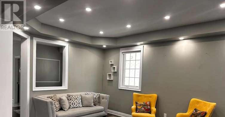 MAIN-7538 Saint Barbara Boulevard, Mississauga, ON, L5W 0B6 - 7