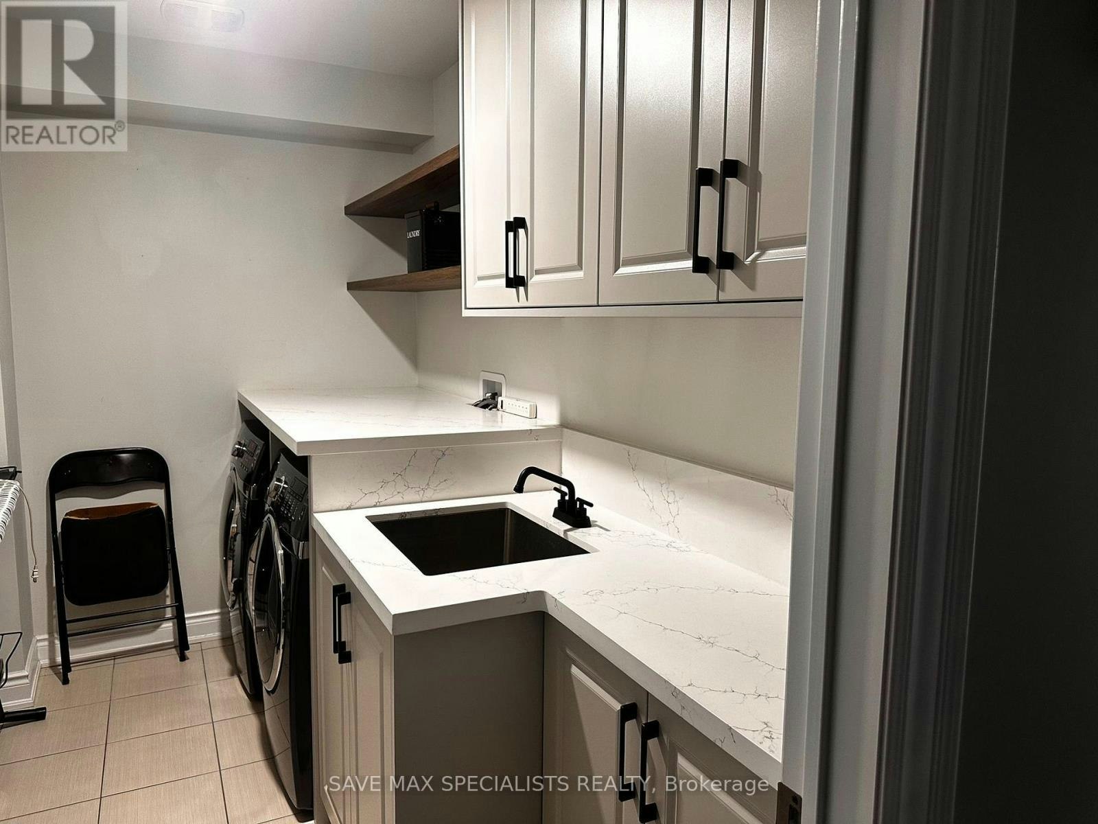 MAIN-7538 Saint Barbara Boulevard, Mississauga, ON, L5W 0B6 - 34