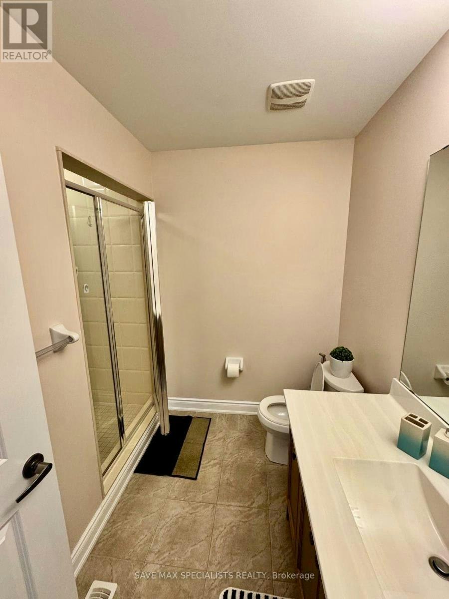 MAIN-7538 Saint Barbara Boulevard, Mississauga, ON, L5W 0B6 - 30