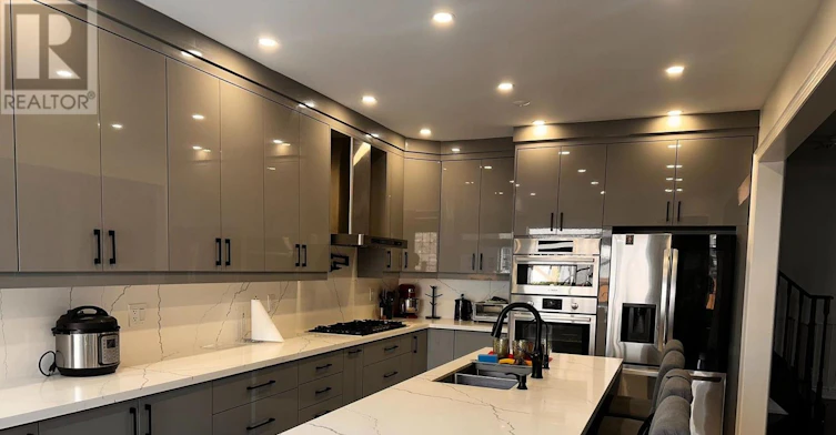 MAIN-7538 Saint Barbara Boulevard, Mississauga, ON, L5W 0B6 - 13