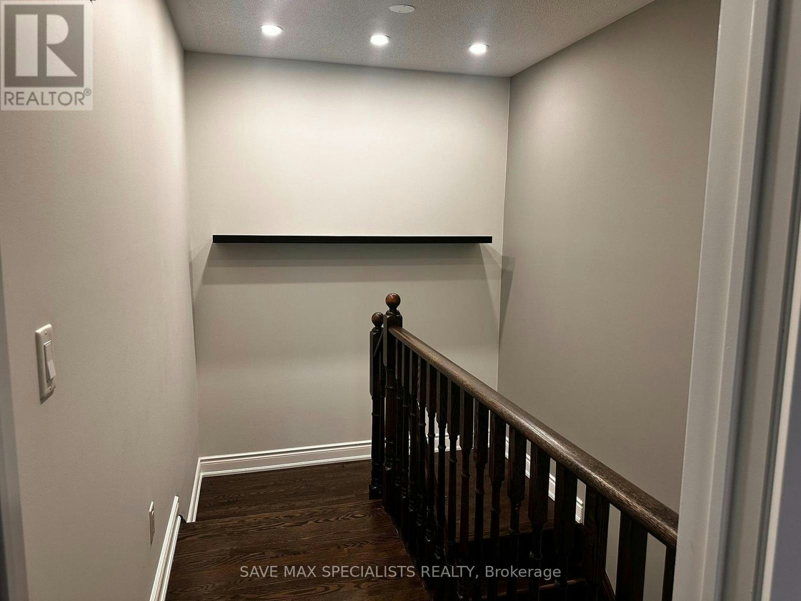 MAIN-7538 Saint Barbara Boulevard, Mississauga, ON, L5W 0B6 - 35