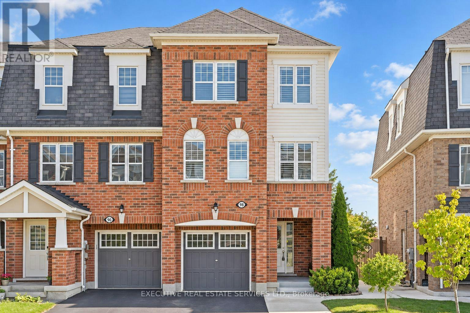 98 Bannister Crescent, Brampton, ON, L7A 4H4