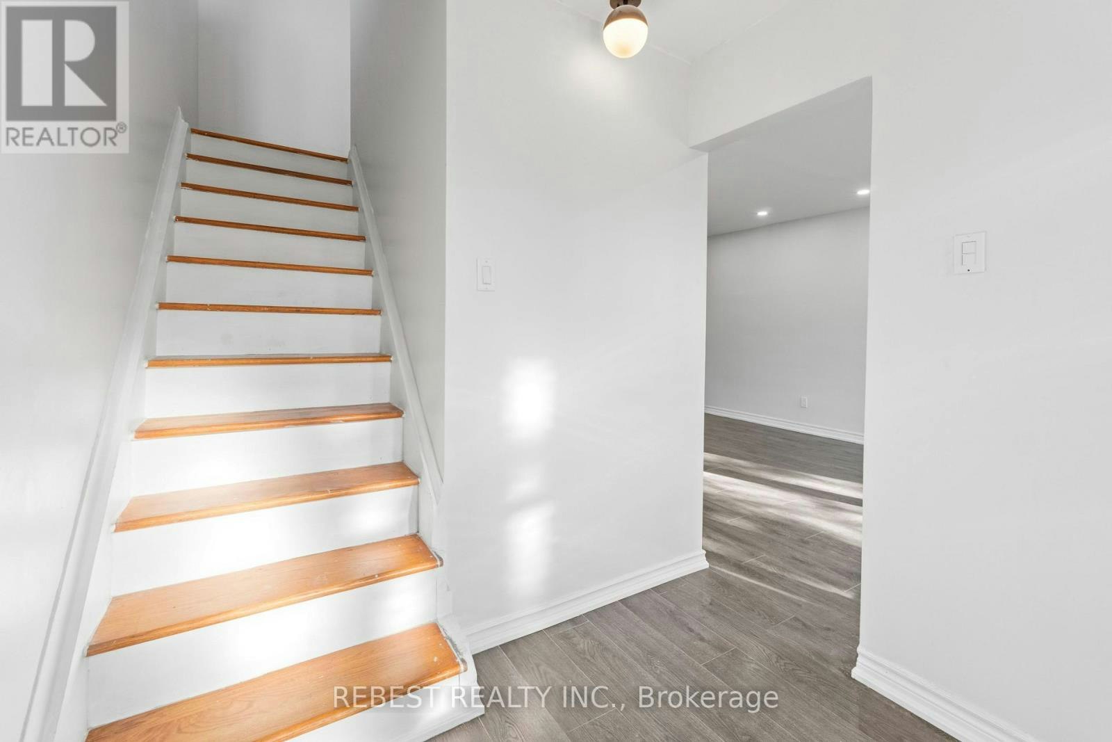 2181 Wiseman Court, Mississauga, ON, L5J 1P3 - 5