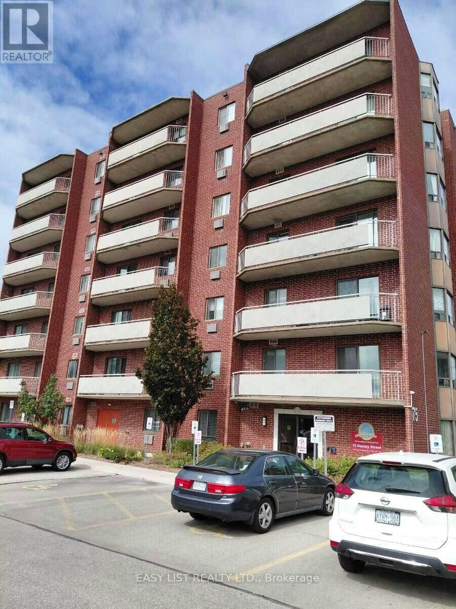 205-75 Huxley Street, London, ON, N6J 4W7