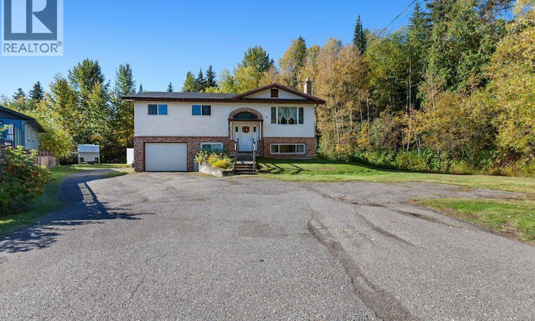 4705 Chief Lake Road