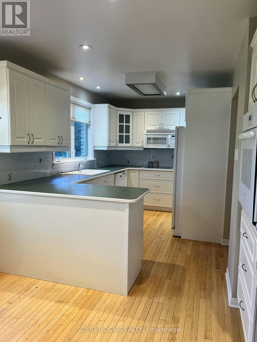 1953 Mulberry Crescent, Ottawa, ON, K1J 8J8 - 3