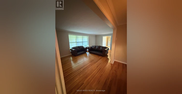 1953 Mulberry Crescent, Ottawa, ON, K1J 8J8 - 5