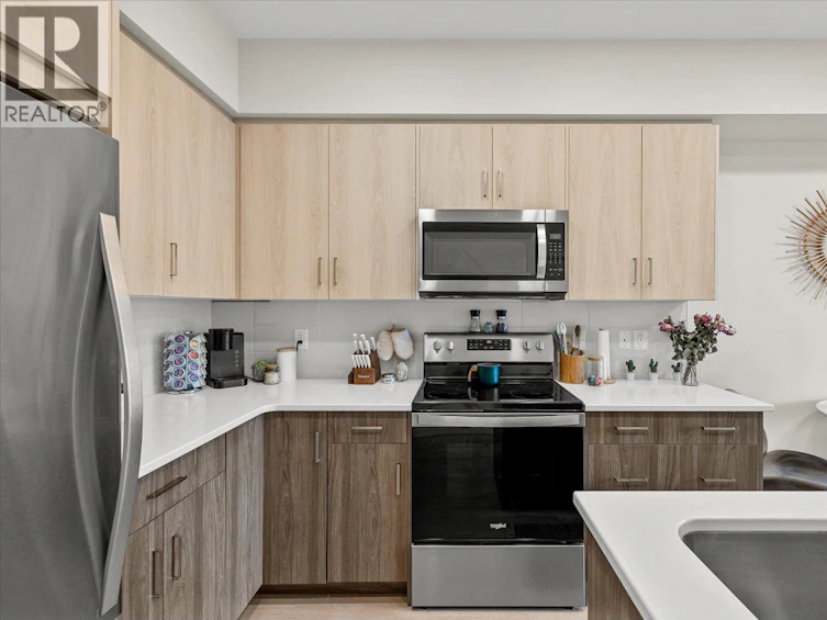 203-2301 Carrington Road, West Kelowna, BC, V4T 3K8 - 7