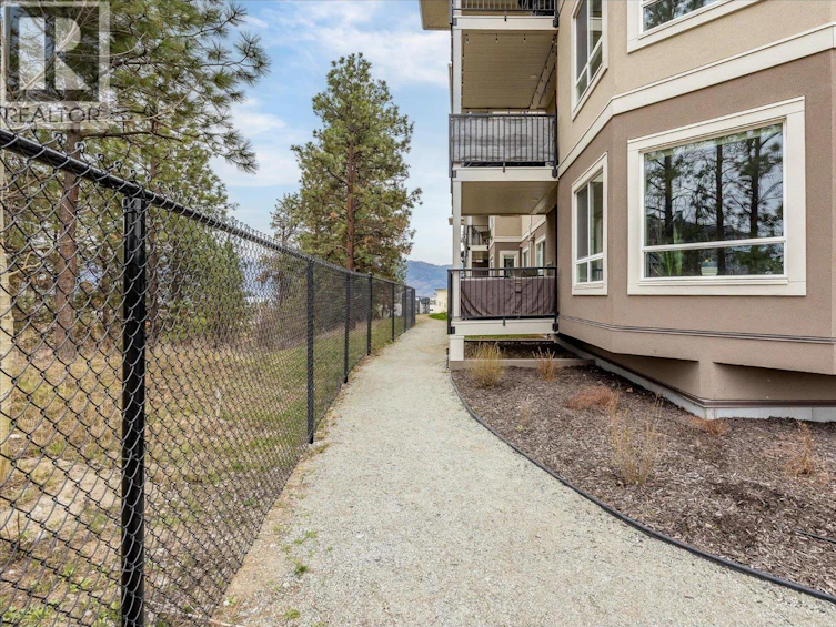 203-2301 Carrington Road, West Kelowna, BC, V4T 3K8 - 30
