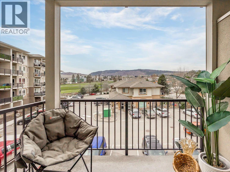 203-2301 Carrington Road, West Kelowna, BC, V4T 3K8 - 17