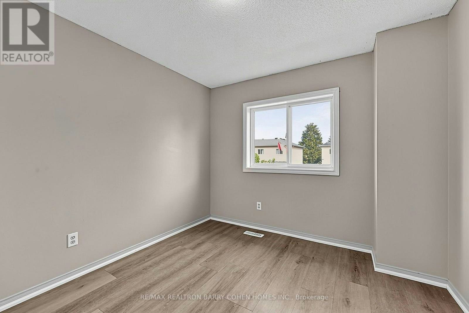 43 Black Cherry Crescent, Barrie, ON, L4N 9L1 - 14