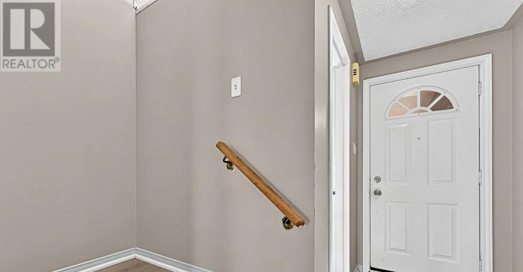 43 Black Cherry Crescent, Barrie, ON, L4N 9L1 - 3