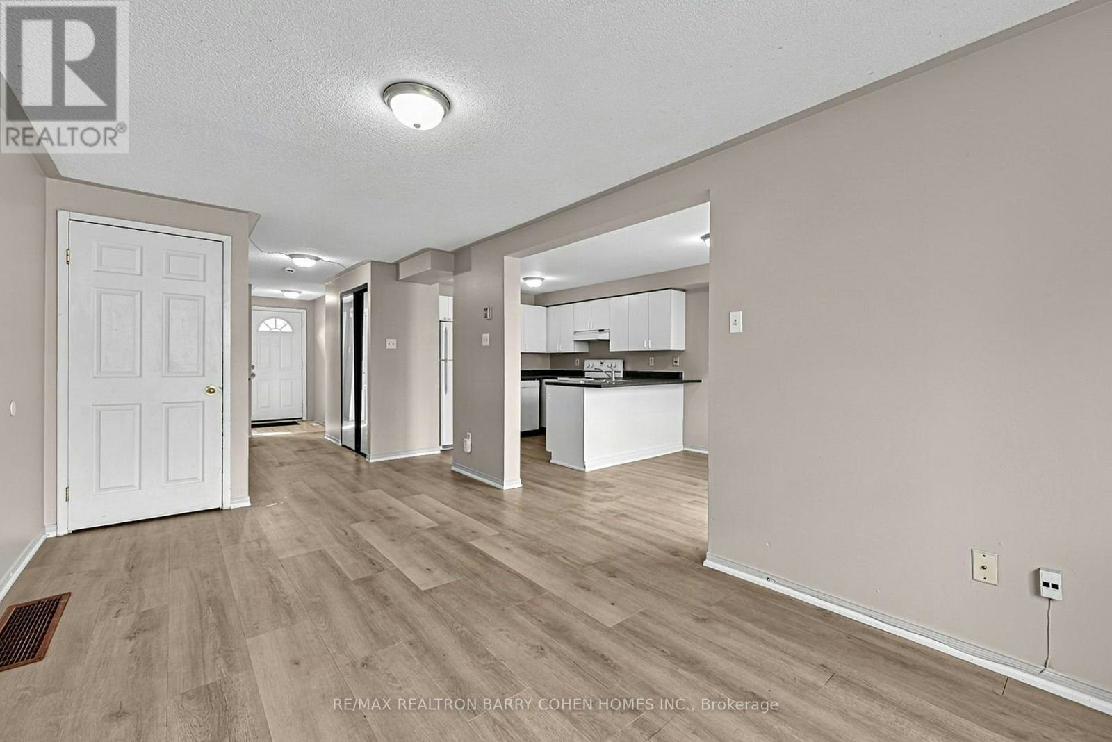 43 Black Cherry Crescent, Barrie, ON, L4N 9L1 - 11