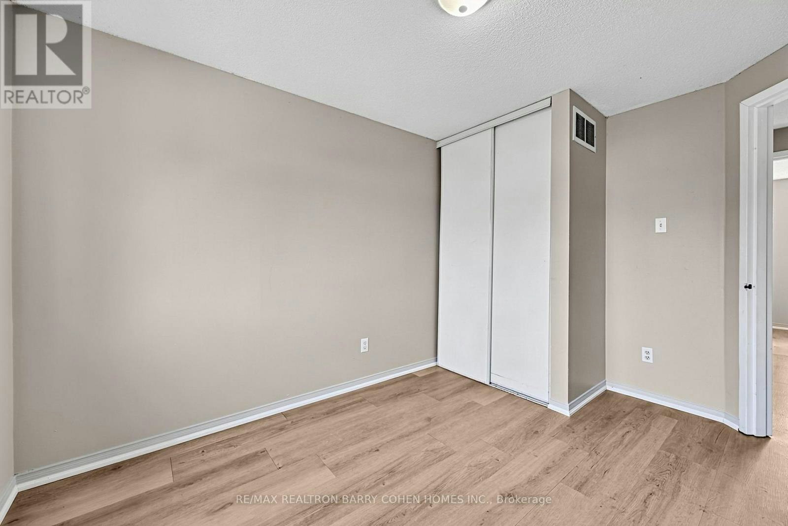 43 Black Cherry Crescent, Barrie, ON, L4N 9L1 - 17