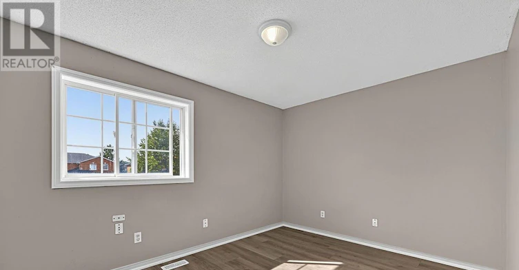 43 Black Cherry Crescent, Barrie, ON, L4N 9L1 - 12